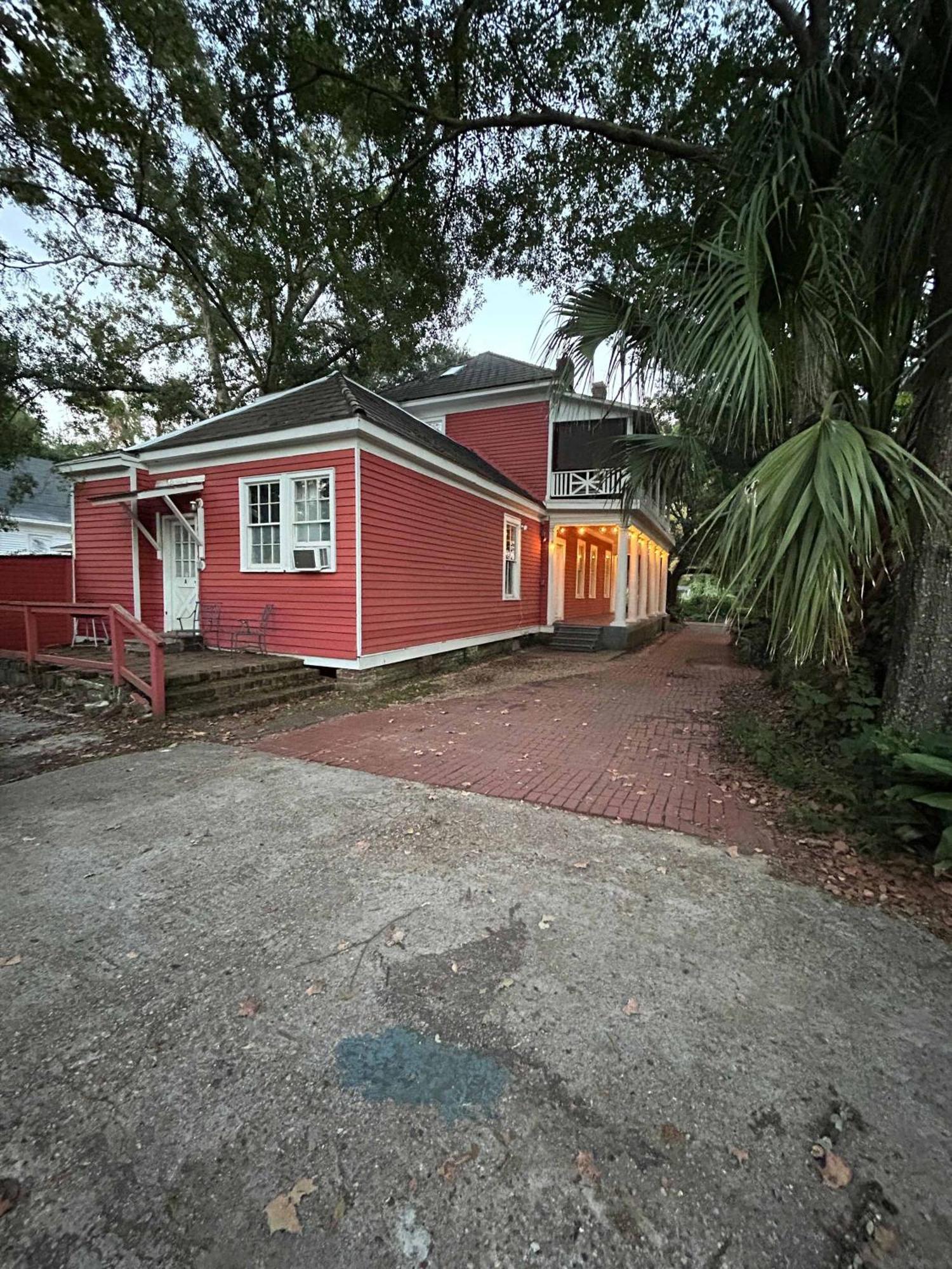 Pretty Peach Palace-Historic, Mins To Downtown Mobile Exteriör bild